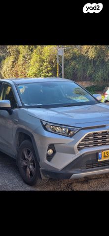 מודעת רכב טויוטה RAV4