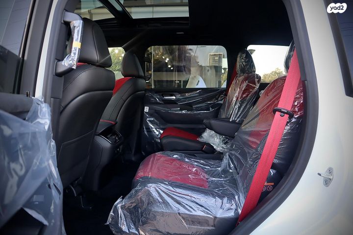 טויוטה לנד קרוזר