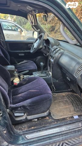 יונדאי טאראקן