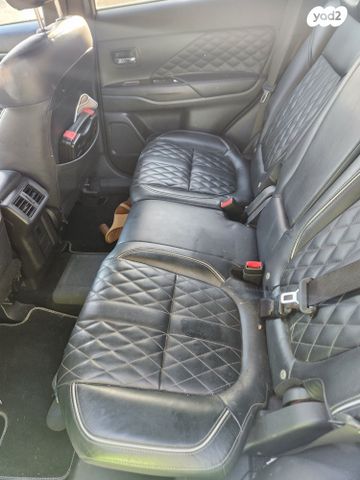 מיצובישי אאוטלנדר