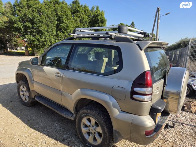 מודעת רכב טויוטה לנד קרוזר