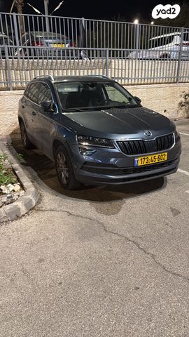 מודעת רכב סקודה קארוק