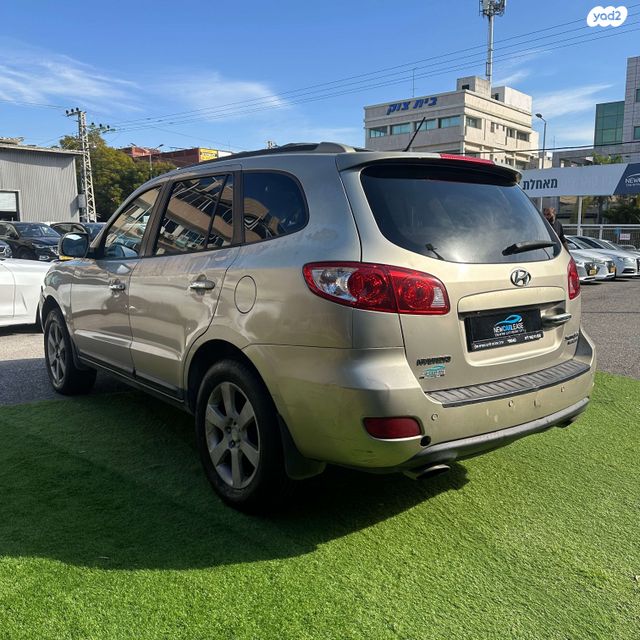 יונדאי סנטה פה