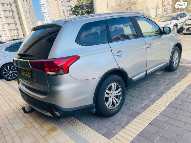 מיצובישי אאוטלנדר