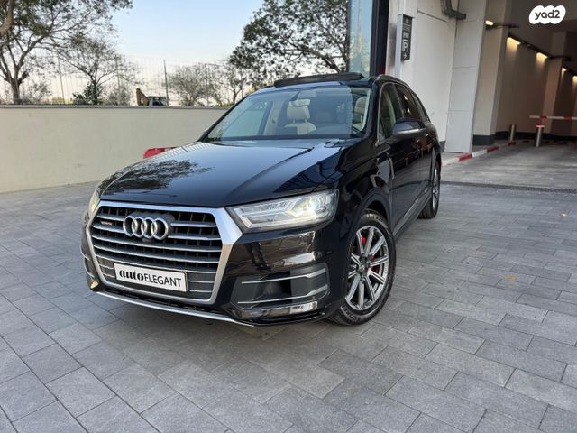 מודעת רכב אאודי Q7