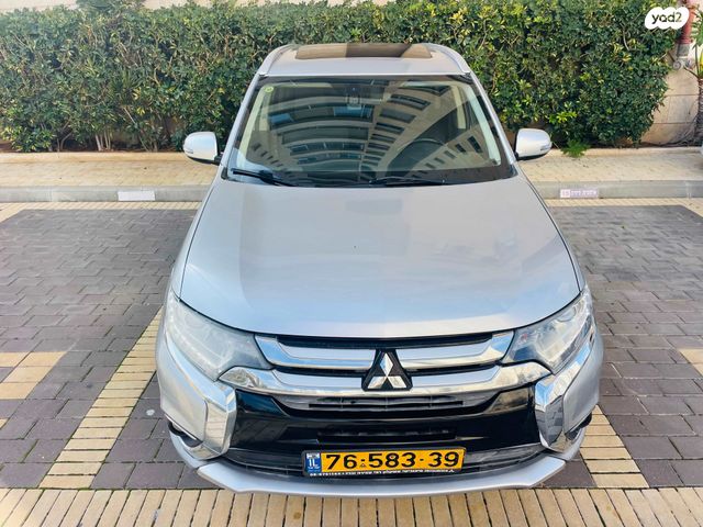 מיצובישי אאוטלנדר