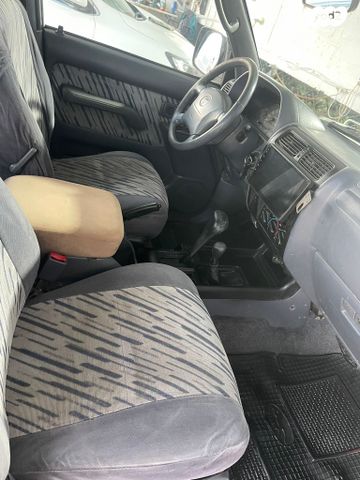 טויוטה לנד קרוזר