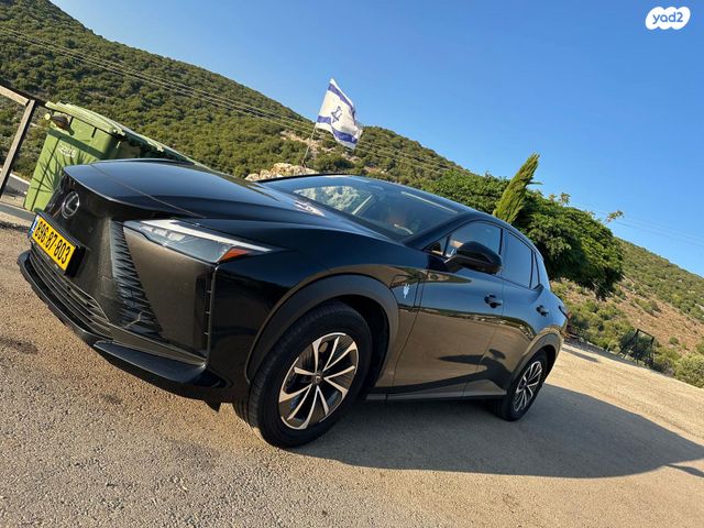 מודעת רכב לקסוס RZ