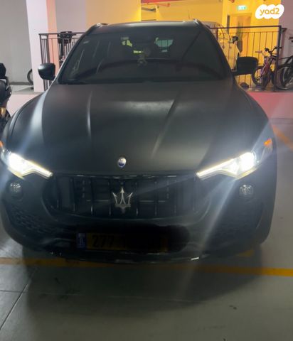 מודעת רכב מזראטי לבנטה 