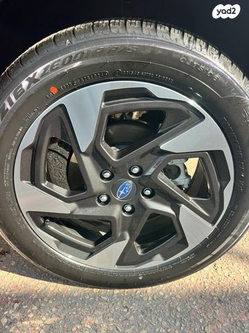 סובארו קרוסטרק