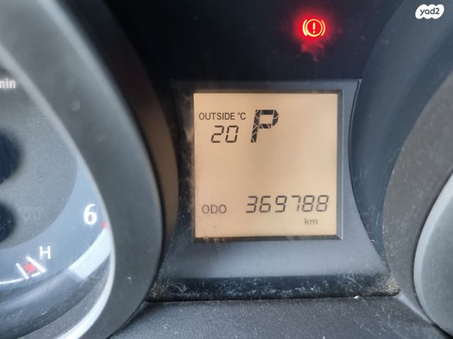 טויוטה לנד קרוזר