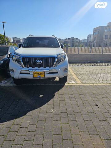טויוטה לנד קרוזר