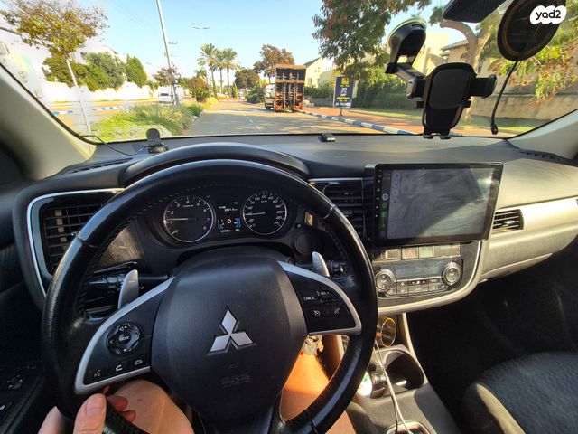 מודעת רכב מיצובישי אאוטלנדר