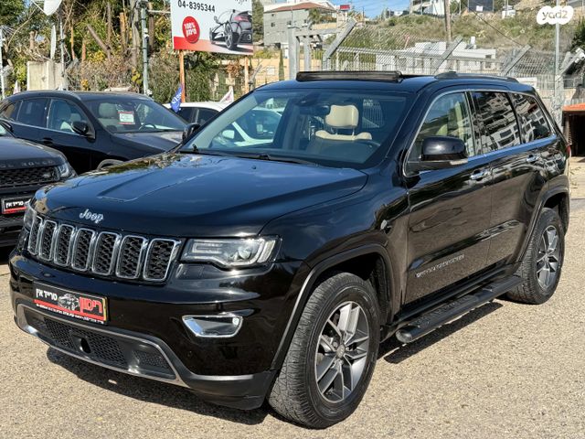 מודעת רכב ג'יפ גרנד צ'ירוקי