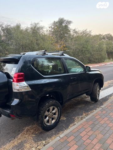 טויוטה לנד קרוזר