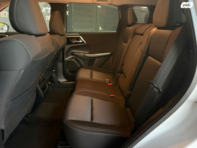 מיצובישי אאוטלנדר