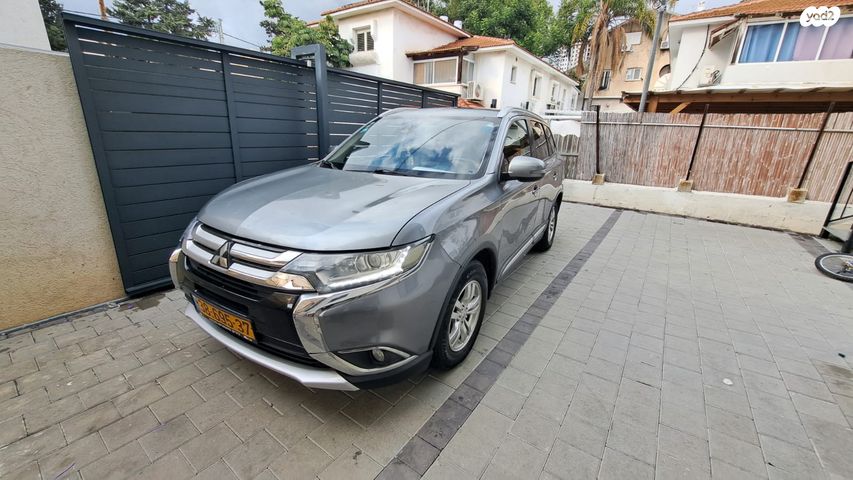 מיצובישי אאוטלנדר