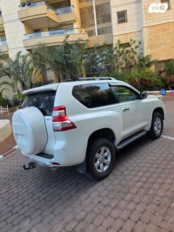 טויוטה לנד קרוזר