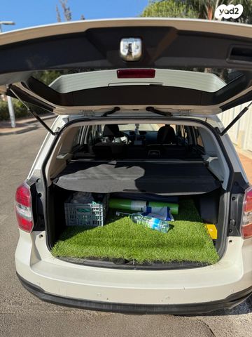 סובארו פורסטר