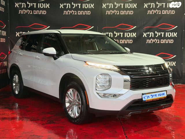 מיצובישי אאוטלנדר