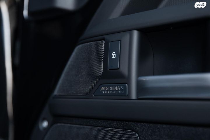 לנד רובר דיפנדר