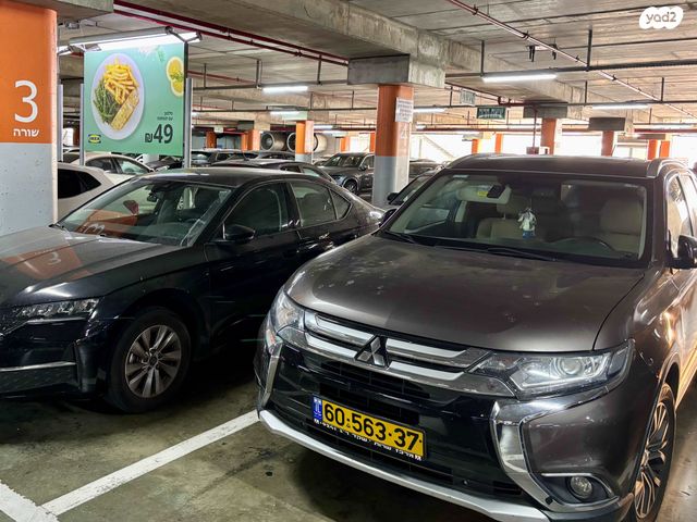 מיצובישי אאוטלנדר