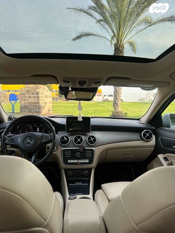 מרצדס-בנץ GLA