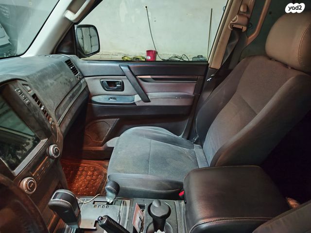 מיצובישי פג'רו