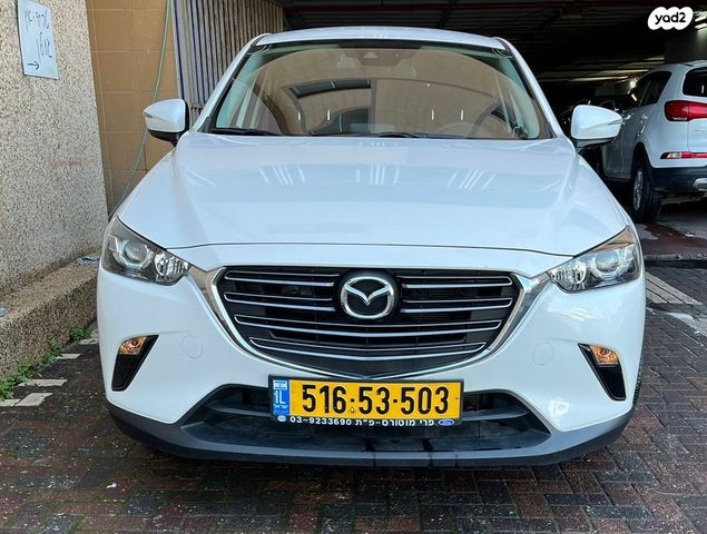 מודעת רכב מאזדה CX-3