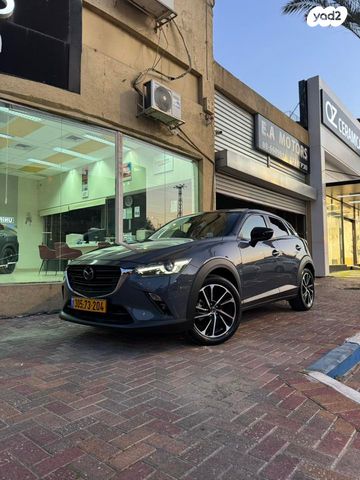 מודעת רכב מאזדה CX-3