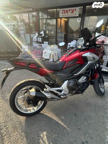 הונדה NC750X DCT
