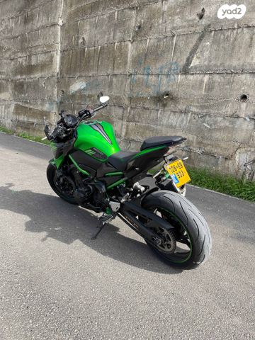 קאוואסאקי Z900
