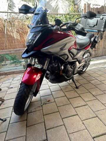 הונדה NC750X DCT