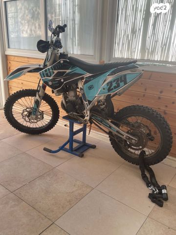 מודעת רכב הוסקוורנה אחר