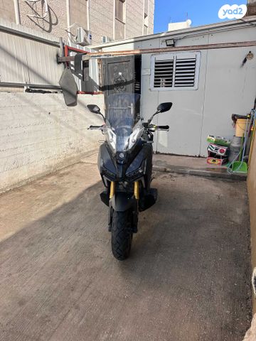 סאן יאנג ADX400