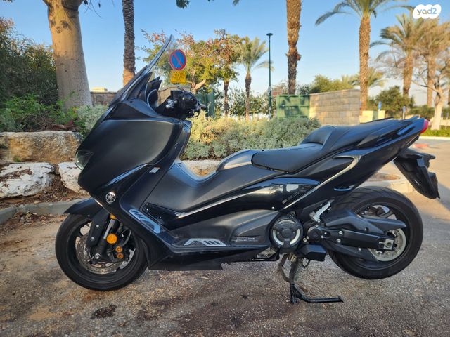 ימאהה Tmax 560 Tech