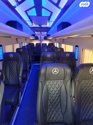 מיניבוסים ורכבי הסעות