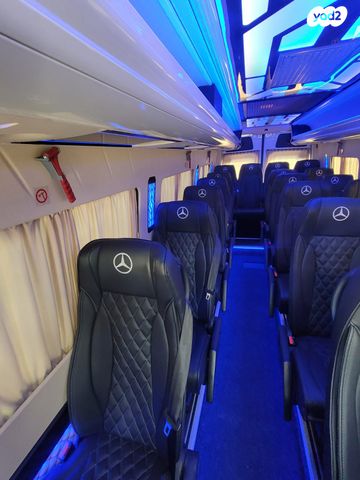 מיניבוסים ורכבי הסעות