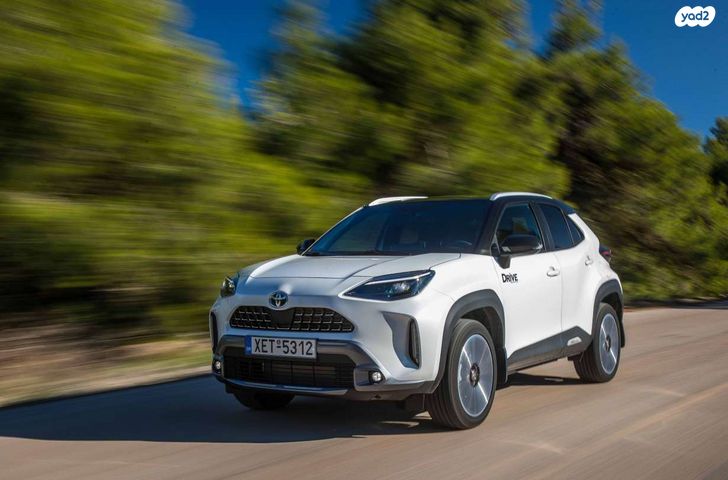 מודעת רכב טויוטה יאריס קרוס