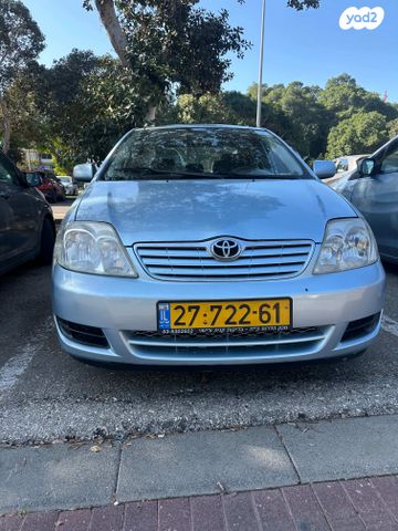 טויוטה פריוס