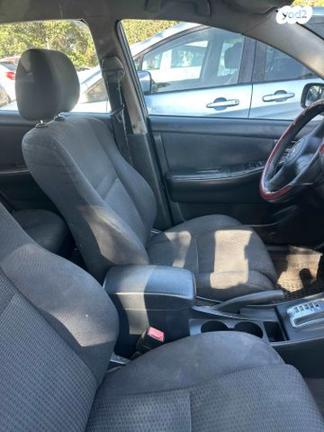 טויוטה פריוס