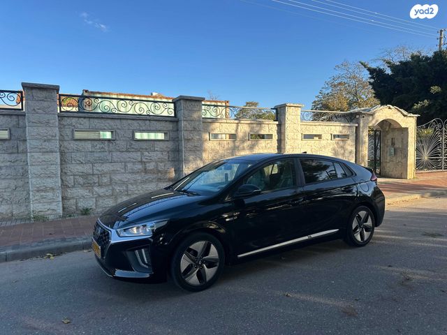 יונדאי איוניק