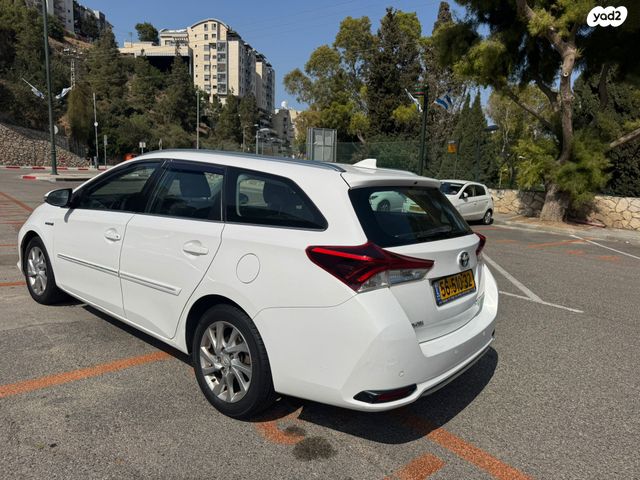 טויוטה אוריס