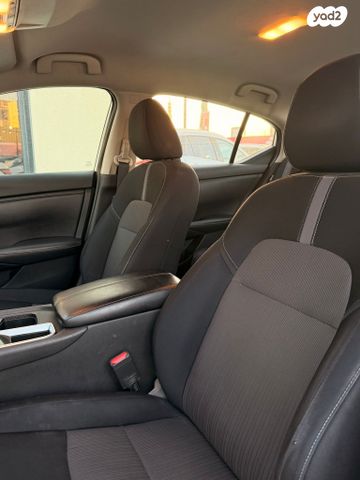 ניסאן סנטרה