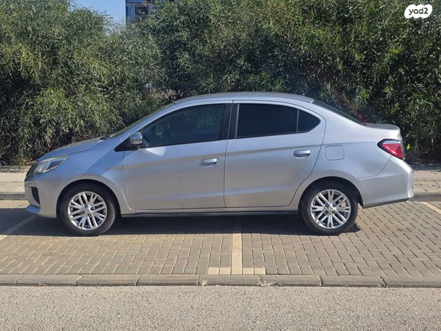 מיצובישי אטראז'