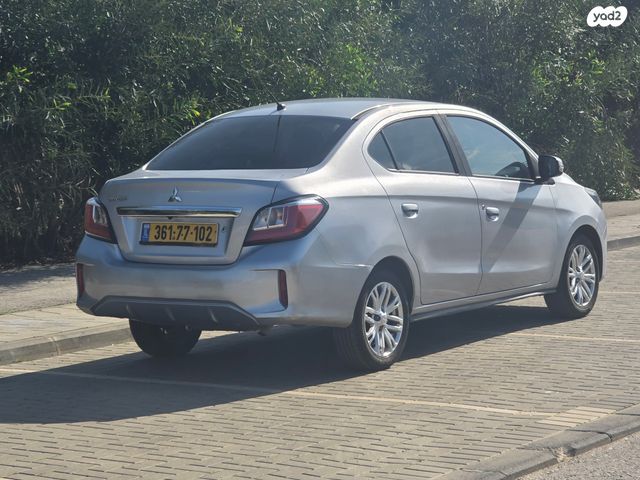 מיצובישי אטראז'