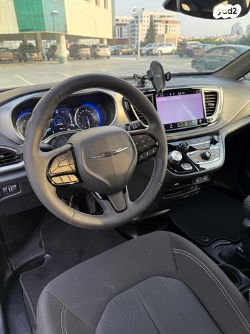 קרייזלר פסיפיקה