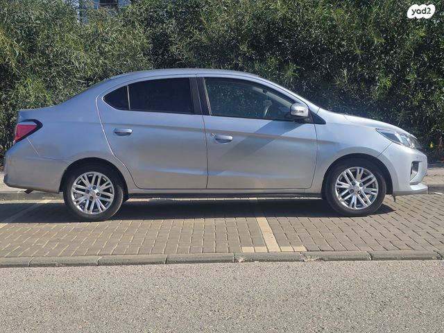 מודעת רכב מיצובישי אטראז'