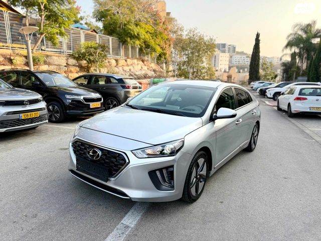 מודעת רכב יונדאי איוניק