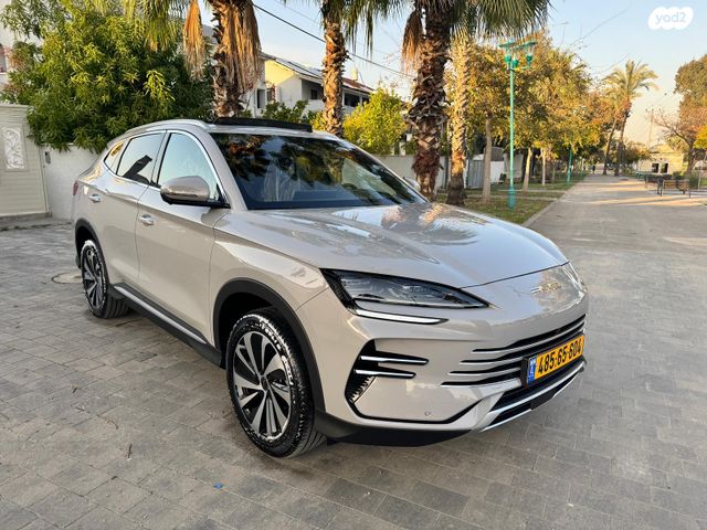 בי.ווי.די סיל U